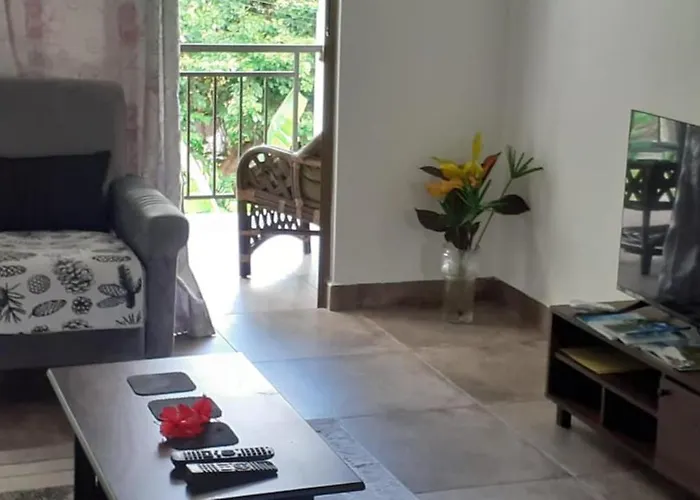 Mount Simpson 2-beds Sleeps 4 5 Mins To Apartment *
